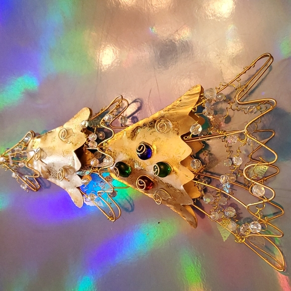 Metal 11.5 inch gold tone tree - Picture 4 of 5